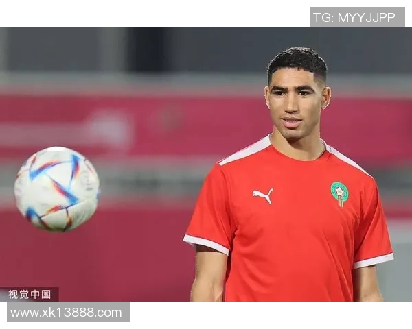 阿什拉夫请假四天回国观看国家德比与母队和好友同场竞技